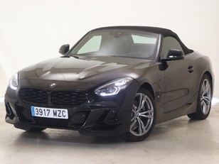 BMW Z4 sDrive20i Cabrio color Negro. Año 2025. 145KW(197CV). Gasolina. 