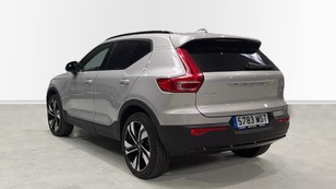 Volvo XC40 B3 G Ocasión 120 KW (163CV) - 1