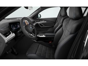 Fotos de BMW X2 sDrive18d color Negro. Año 2024. 110KW(150CV). Diésel. En concesionario Momentum S.A. de Madrid