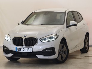BMW Serie 1 116d color Blanco. Año 2021. 85KW(116CV). Diésel. 