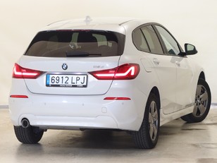 BMW Serie 1 116d color Blanco. Año 2021. 85KW(116CV). Diésel. 