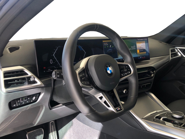 BMW Serie 4 420d Gran Coupe color Negro. Año 2025. 140KW(190CV). Diésel. En concesionario Vehinter Getafe de Madrid