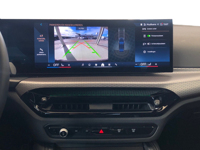 BMW Serie 4 420d Gran Coupe color Negro. Año 2025. 140KW(190CV). Diésel. En concesionario Vehinter Getafe de Madrid