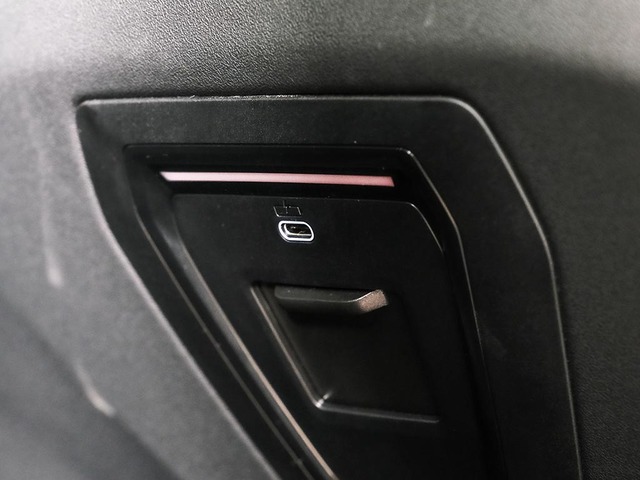 BMW i5 eDrive40 color Gris. Año 2024. 250KW(340CV). Eléctrico. En concesionario Oliva Motor Tarragona de Tarragona