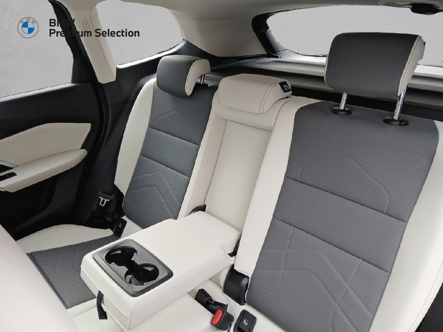 BMW X1 sDrive20d color Azul. Año 2025. 120KW(163CV). Diésel. En concesionario Adler Motor S.L. TOLEDO de Toledo