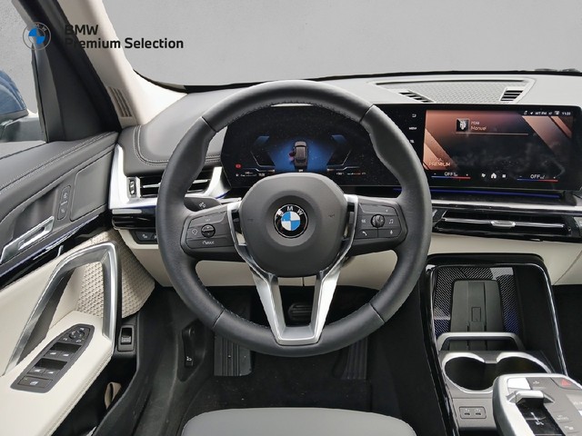 BMW X1 sDrive20d color Azul. Año 2025. 120KW(163CV). Diésel. En concesionario Adler Motor S.L. TOLEDO de Toledo
