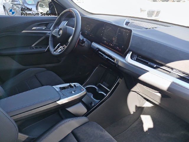 BMW X2 M35i color Rojo. Año 2025. 221KW(300CV). Gasolina. En concesionario Adler Motor S.L. TOLEDO de Toledo