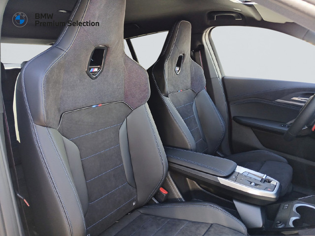 BMW X2 M35i color Rojo. Año 2025. 221KW(300CV). Gasolina. En concesionario Adler Motor S.L. TOLEDO de Toledo