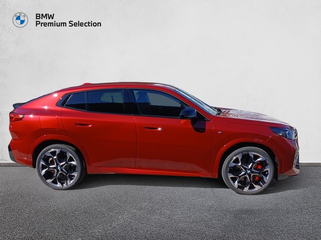 BMW X2 M35i color Rojo. Año 2025. 221KW(300CV). Gasolina. En concesionario Adler Motor S.L. TOLEDO de Toledo