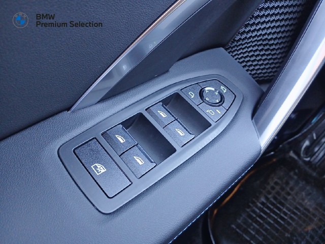 BMW X2 M35i color Rojo. Año 2025. 221KW(300CV). Gasolina. En concesionario Adler Motor S.L. TOLEDO de Toledo