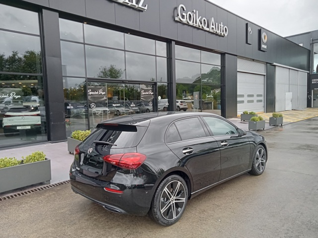 Mercedes-Benz Clase A 180 100 kW (136 CV)