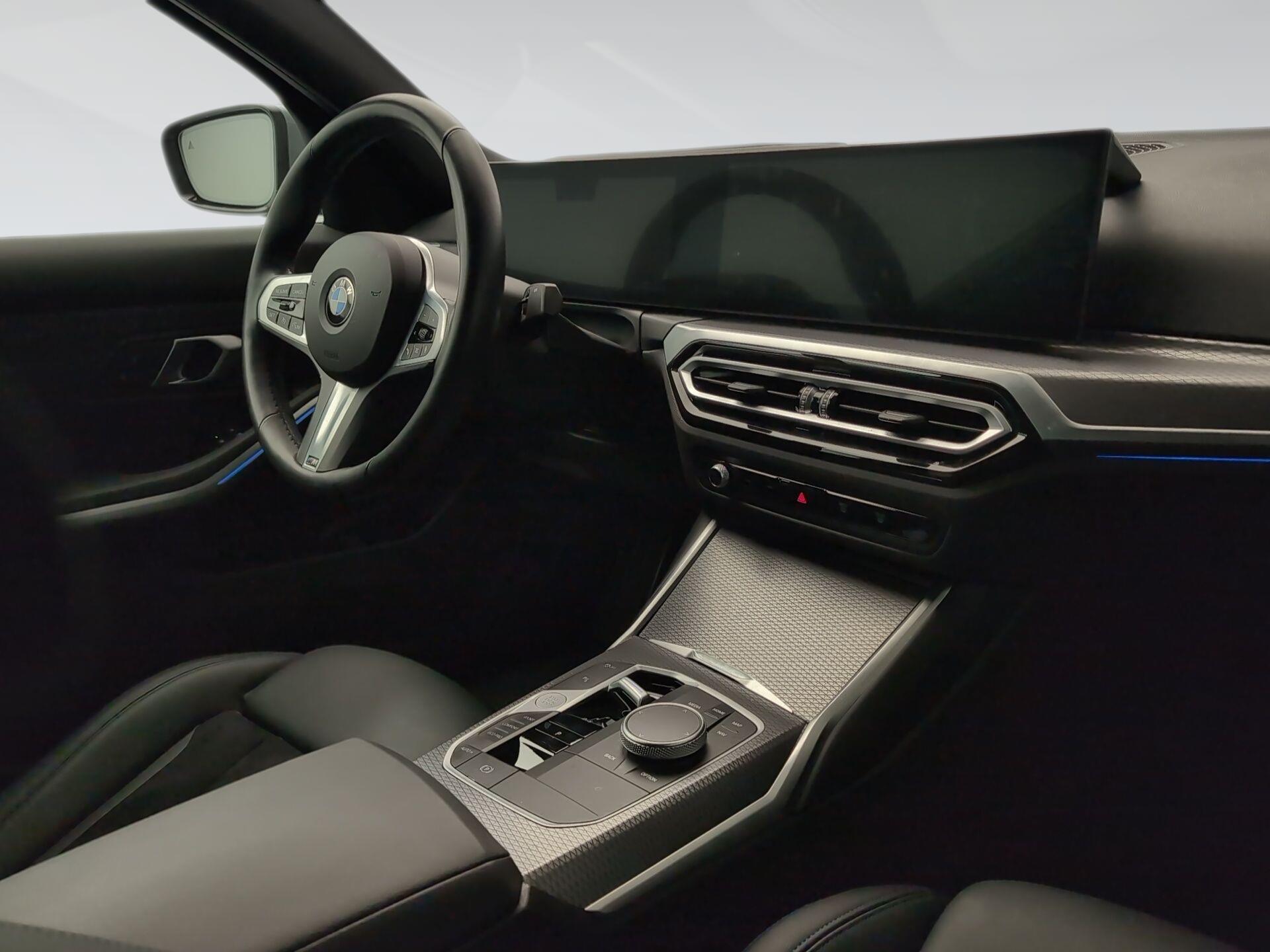 BMW Serie 3 320d color Gris. Año 2023. 140KW(190CV). Diésel. En concesionario Automotor Premium Marbella - Málaga de Málaga