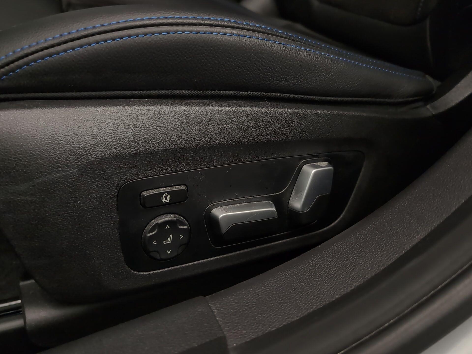 BMW Serie 3 320d color Gris. Año 2023. 140KW(190CV). Diésel. En concesionario Automotor Premium Marbella - Málaga de Málaga