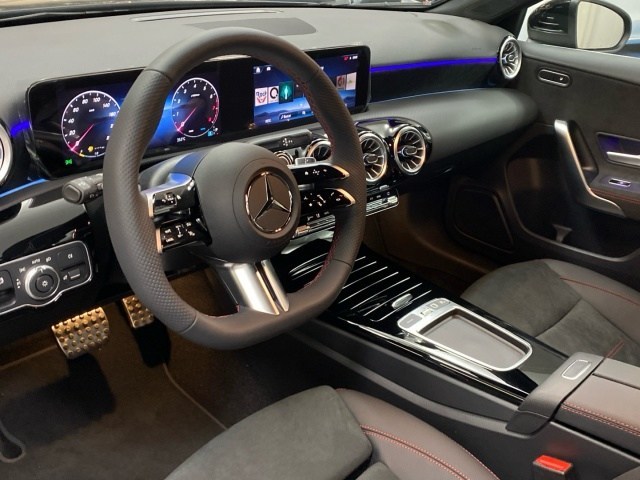 Mercedes-Benz Clase A Berlina 200 en Barcelona