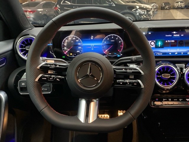 Mercedes-Benz Clase A Berlina 200 en Barcelona