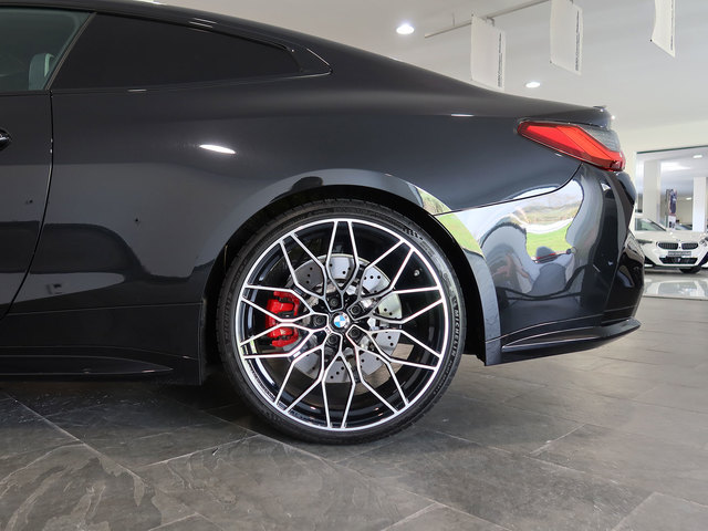 BMW M M4 Coupe Competition color Negro. Año 2022. 375KW(510CV). Gasolina. En concesionario Autogal de Ourense