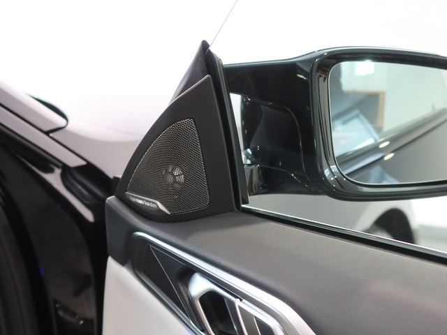 BMW M M4 Coupe Competition color Negro. Año 2022. 375KW(510CV). Gasolina. En concesionario Autogal de Ourense