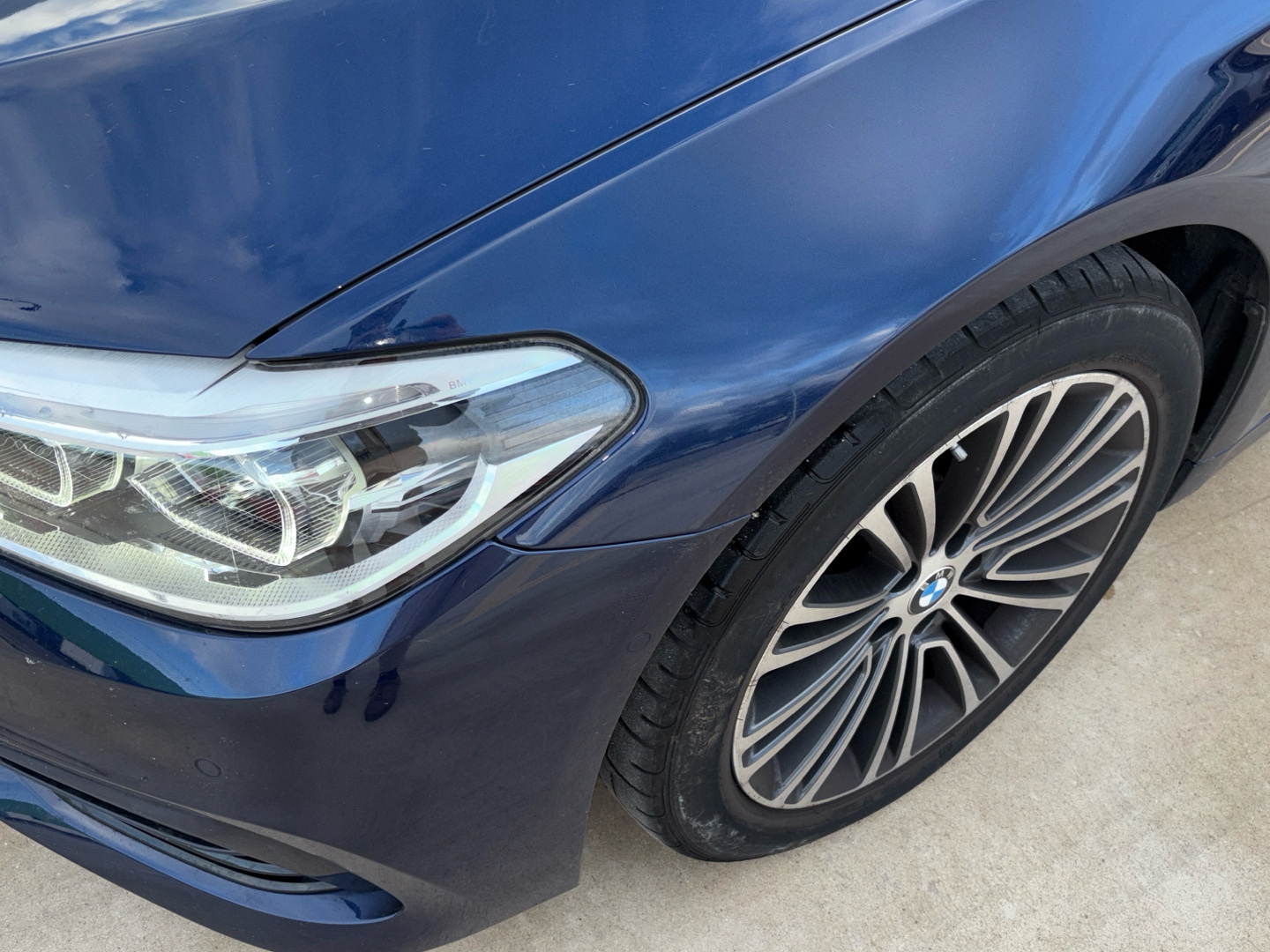 BMW Serie 5 520d color Azul. Año 2021. 140KW(190CV). Diésel. En concesionario BYmyCAR Madrid - Algete de Madrid