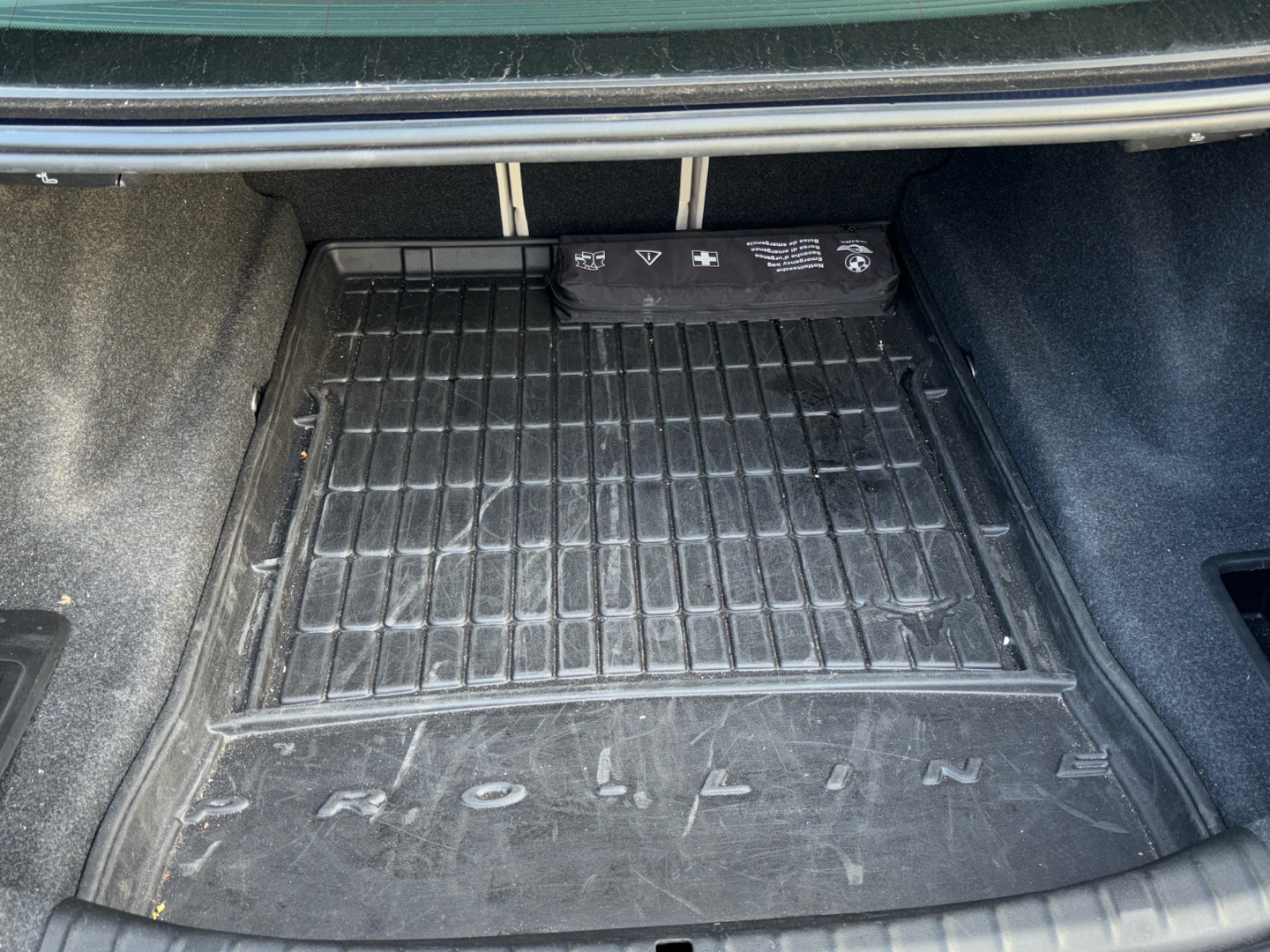 BMW Serie 5 520d color Azul. Año 2021. 140KW(190CV). Diésel. En concesionario BYmyCAR Madrid - Algete de Madrid