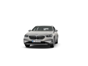 Fotos de BMW Serie 5 520d Touring color Gris. Año 2024. 145KW(197CV). Diésel. En concesionario Ilbira Motor | Granada de Granada