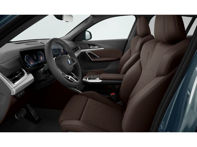 BMW X2 sDrive18d color Verde. Año 2025. 110KW(150CV). Diésel. En concesionario Ilbira Motor | Granada de Granada