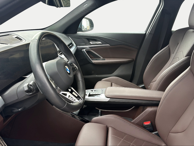 BMW X2 sDrive18d color Verde. Año 2025. 110KW(150CV). Diésel. En concesionario Ilbira Motor | Granada de Granada