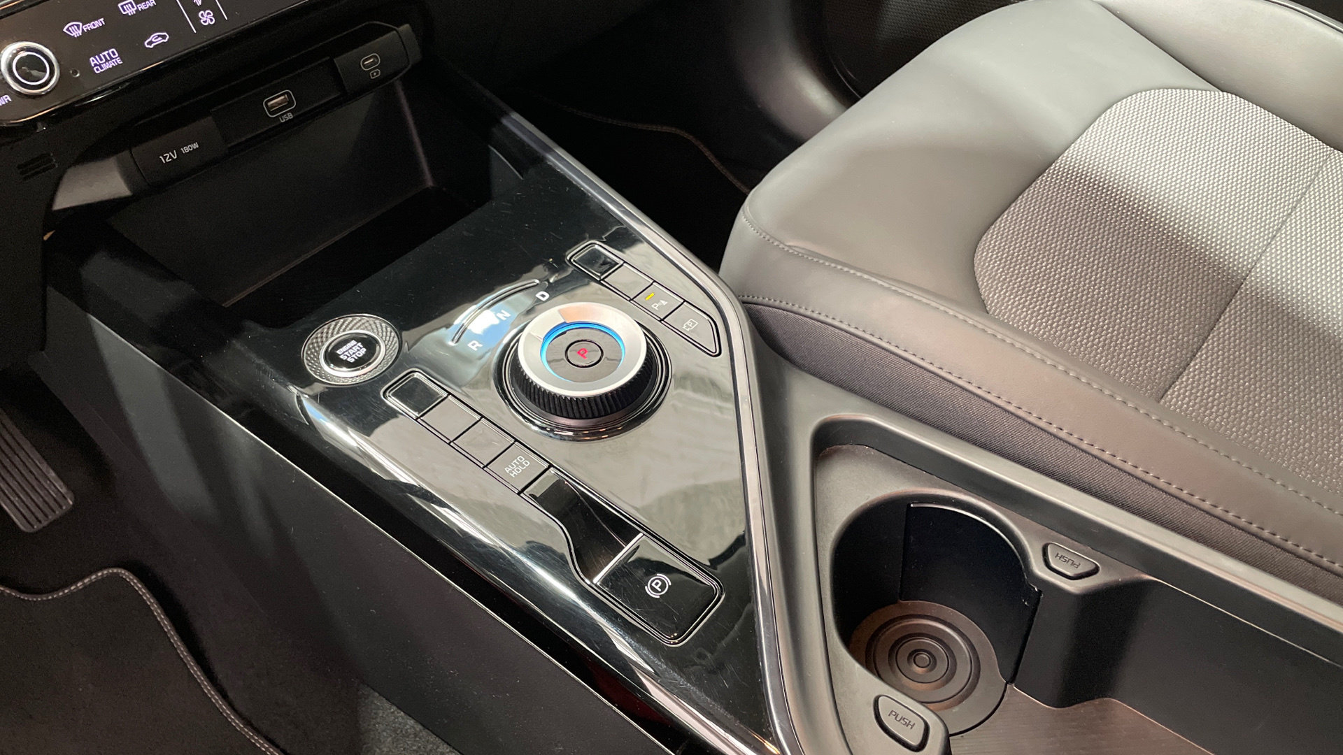 Kia Niro 1.6 GDi HEV Híbrido en Barcelona