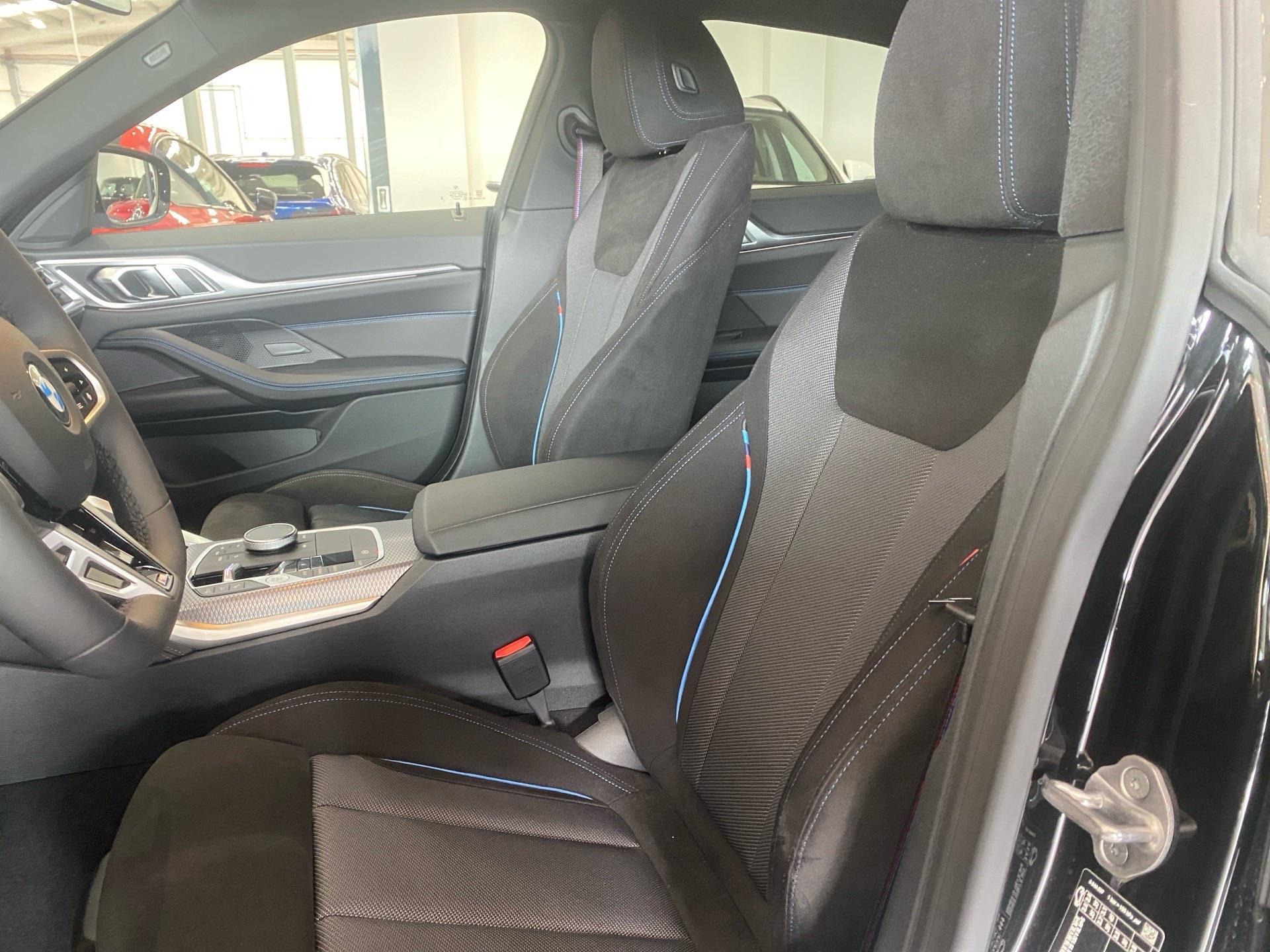 BMW Serie 4 420d Gran Coupe color Negro. Año 2025. 140KW(190CV). Diésel. En concesionario Automotor Costa, S.L.U. de Almería