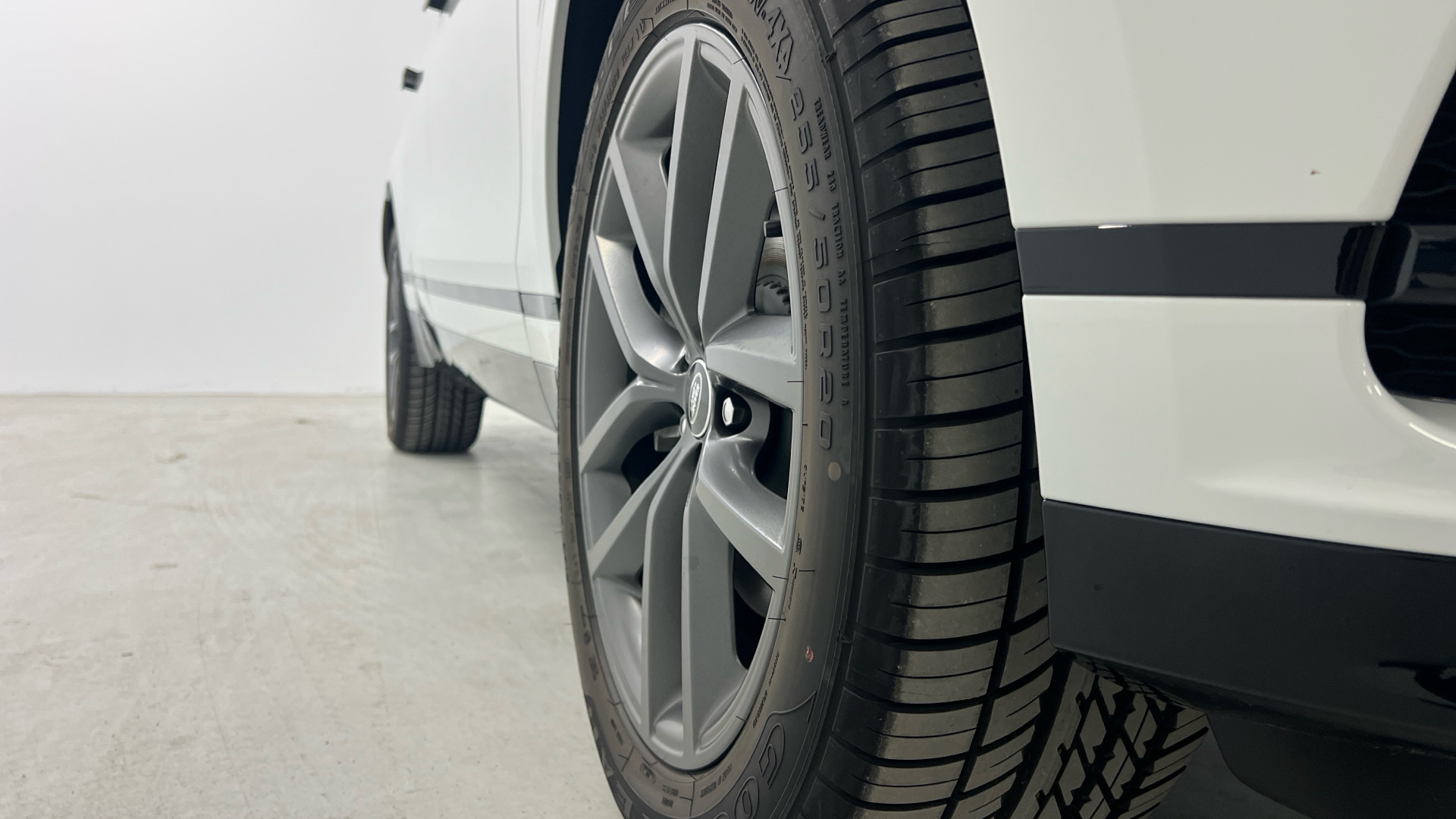 Land Rover Range Rover Velar 2.0 I4 MHEV en Barcelona