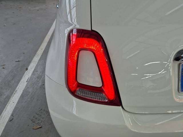 Fiat 500 1.0 Hybrid Dolcevita 51 kW (70 CV)