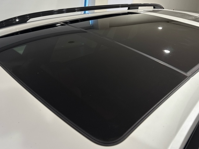 BMW X7 xDrive40d color Blanco. Año 2021. 250KW(340CV). Diésel. En concesionario Motor Gorbea de Álava