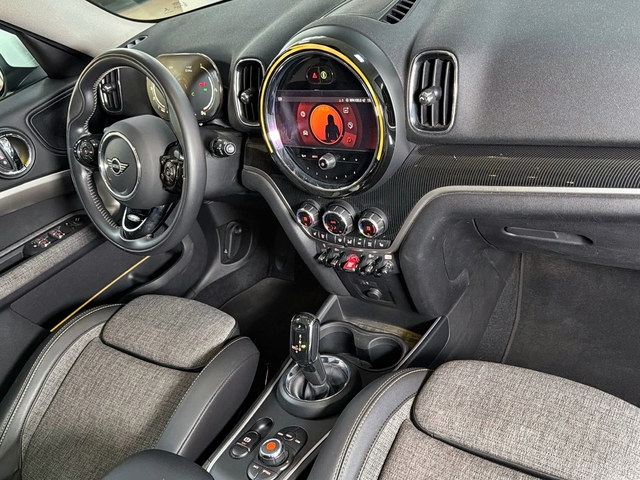 fotoG 7 del MINI MINI Countryman Cooper D 110 kW (150 CV) 150cv Diésel del 2021 en Asturias