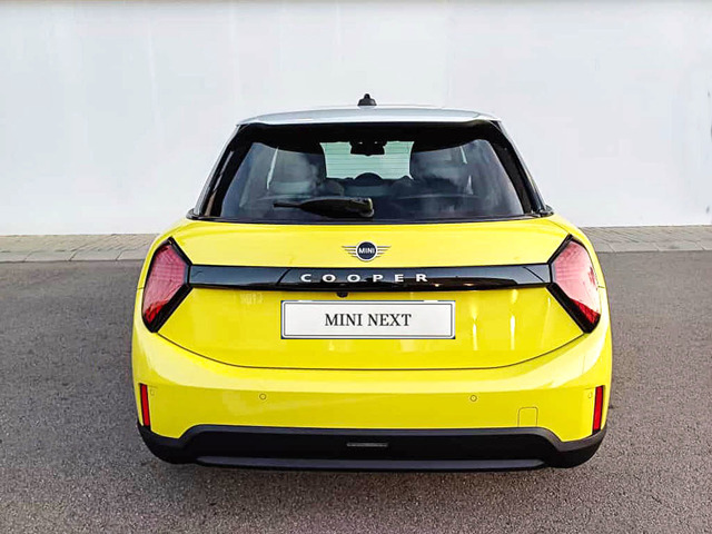 fotoG 4 del MINI MINI Cooper 5 Puertas C 115 kW (156 CV) 156cv Gasolina del 2025 en Barcelona