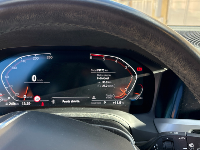 BMW Serie 3 318d Touring color Negro. Año 2022. 110KW(150CV). Diésel. En concesionario BYmyCAR Madrid - Algete de Madrid