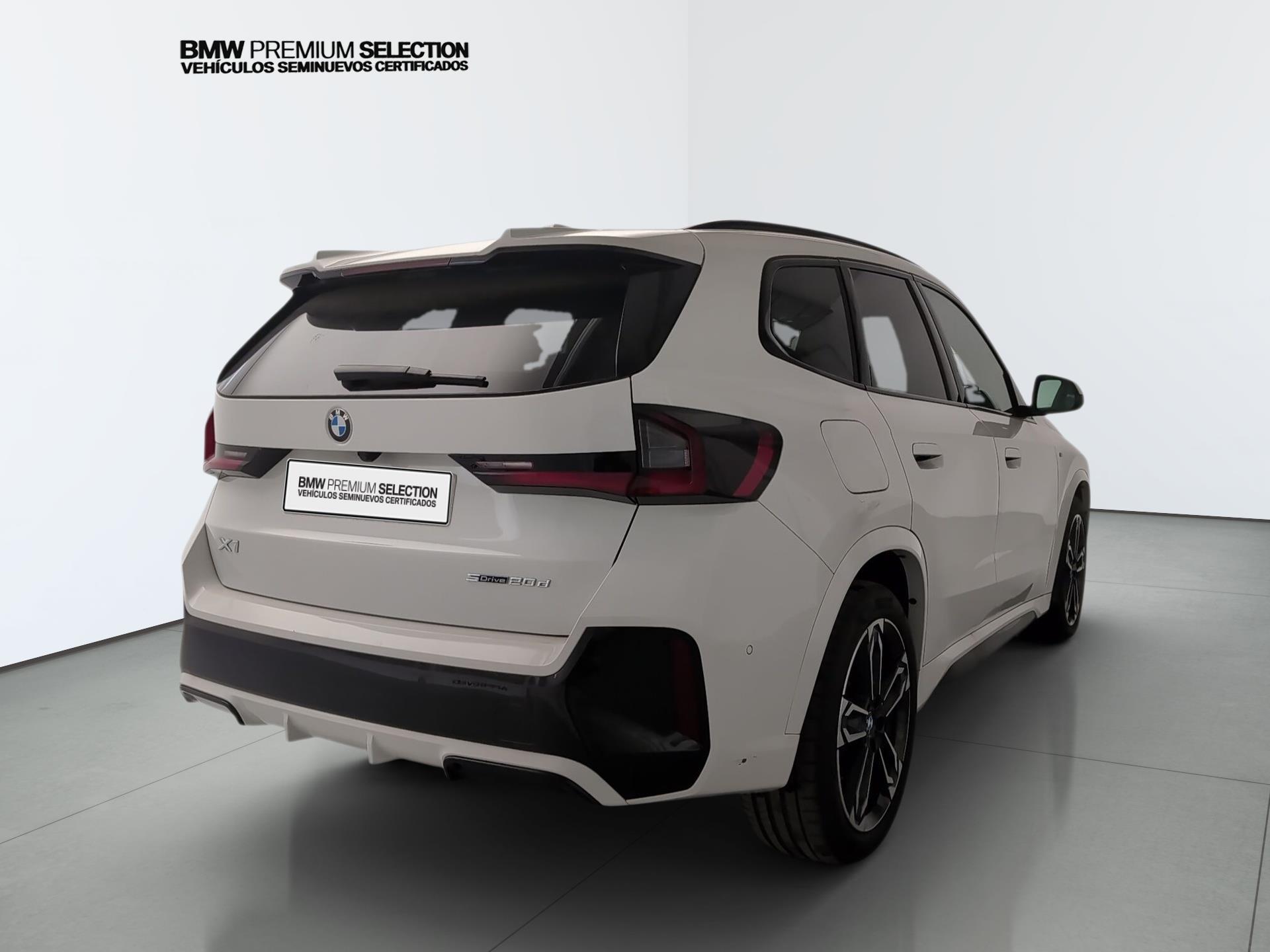 BMW X1 sDrive20d color Blanco. Año 2024. 120KW(163CV). Diésel. En concesionario Automotor Premium Velázquez - Málaga de Málaga