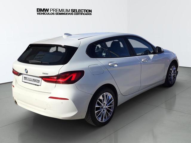 BMW Serie 1 118i color Blanco. Año 2024. 103KW(140CV). Gasolina. En concesionario Automotor Premium Velázquez - Málaga de Málaga