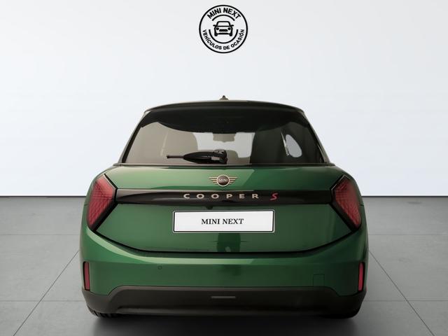 fotoG 4 del MINI MINI Cooper 5 Puertas S 150 kW (204 CV) 204cv Gasolina del 2025 en Málaga