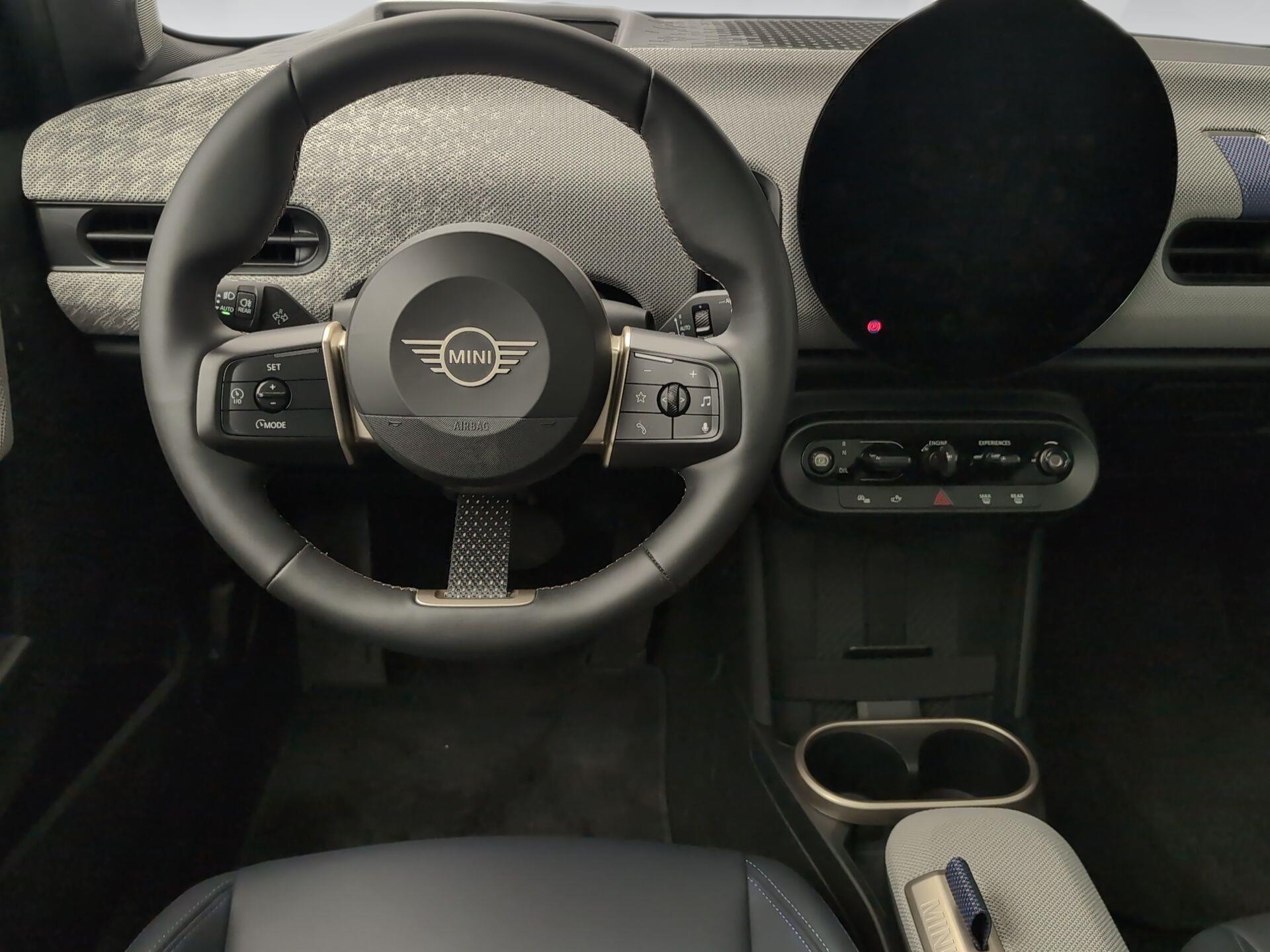 fotoG 10 del MINI MINI Cooper 5 Puertas S 150 kW (204 CV) 204cv Gasolina del 2025 en Málaga