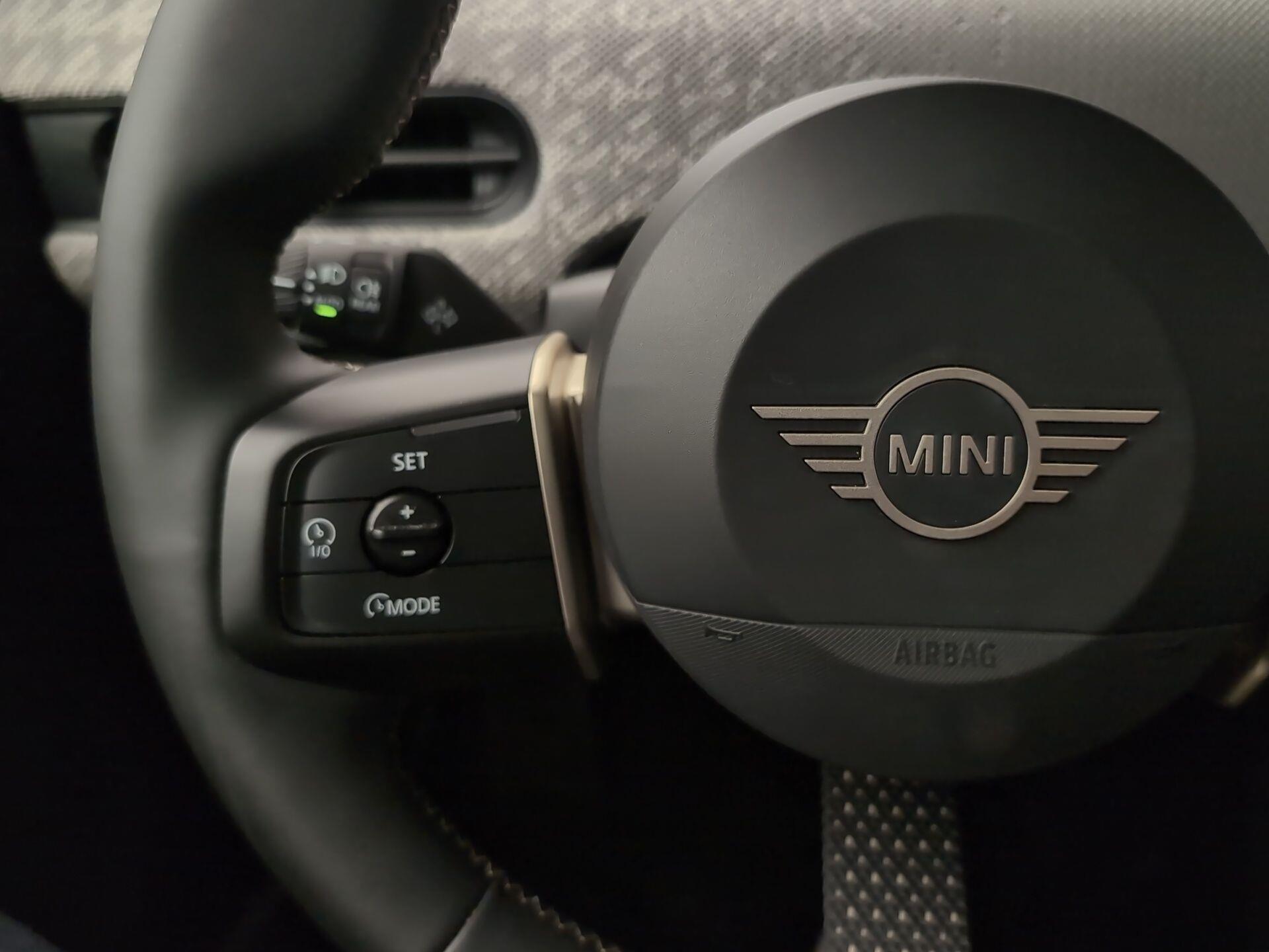 fotoG 14 del MINI MINI Cooper 5 Puertas S 150 kW (204 CV) 204cv Gasolina del 2025 en Málaga