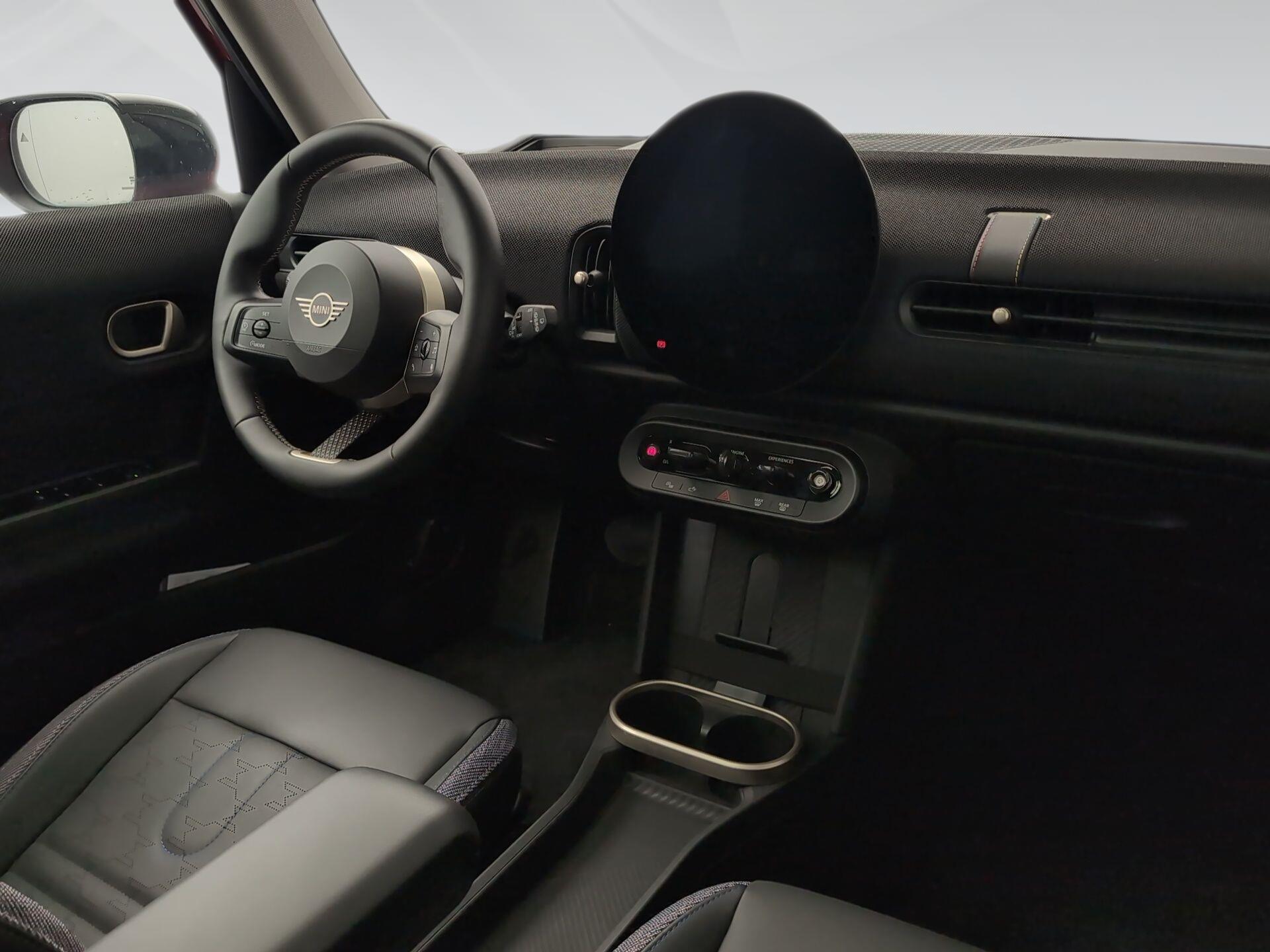 fotoG 7 del MINI MINI Cooper 5 Puertas S 150 kW (204 CV) 204cv Gasolina del 2025 en Málaga