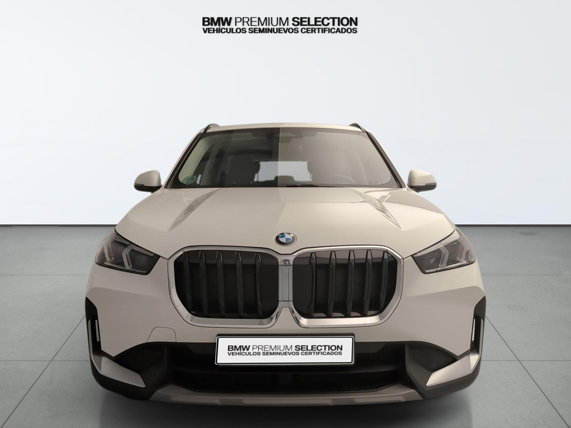 BMW X1 sDrive18d color Blanco. Año 2022. 110KW(150CV). Diésel. En concesionario Automotor Premium Fuengirola - Málaga de Málaga