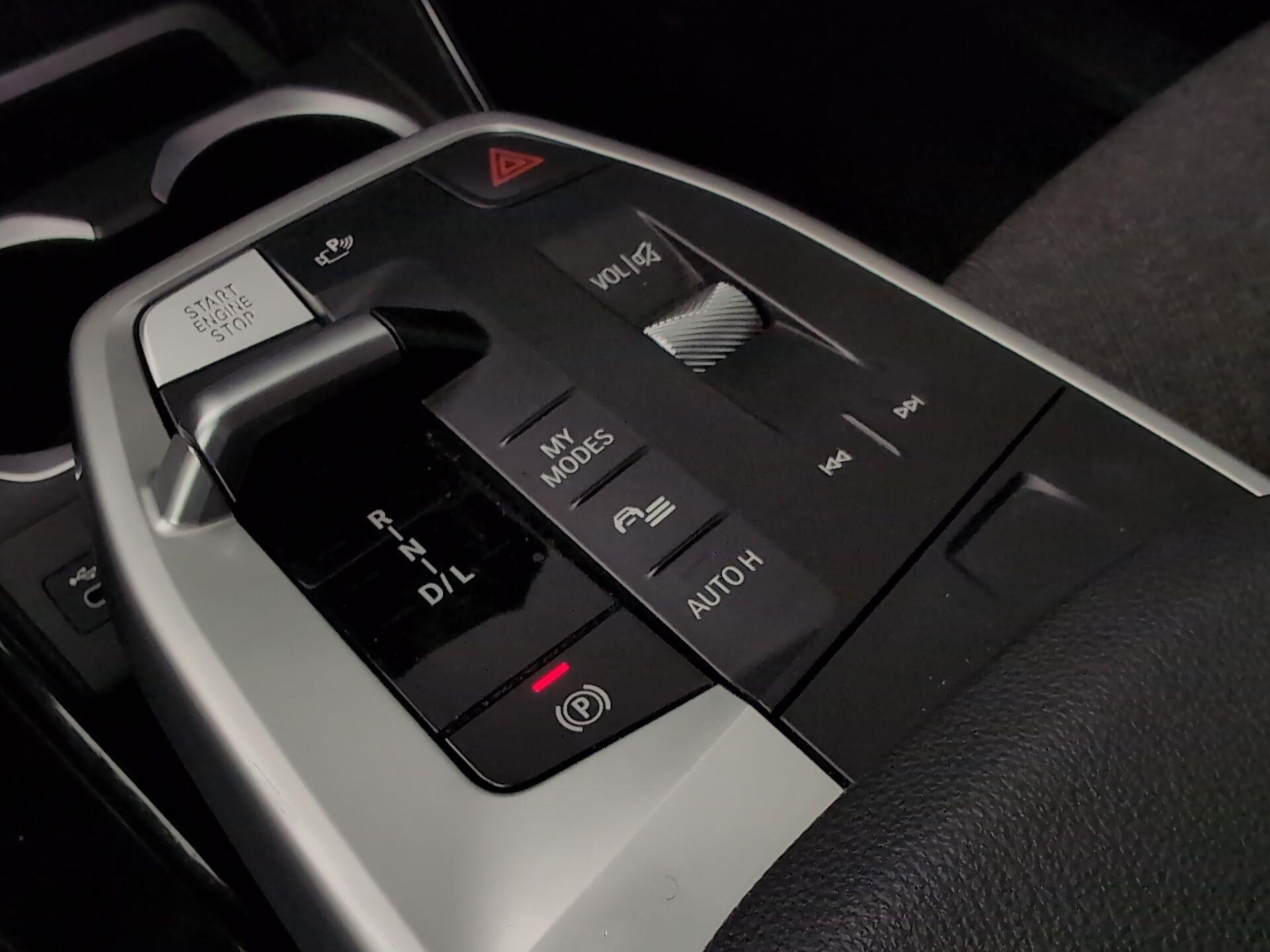 BMW X1 sDrive18d color Blanco. Año 2022. 110KW(150CV). Diésel. En concesionario Automotor Premium Fuengirola - Málaga de Málaga