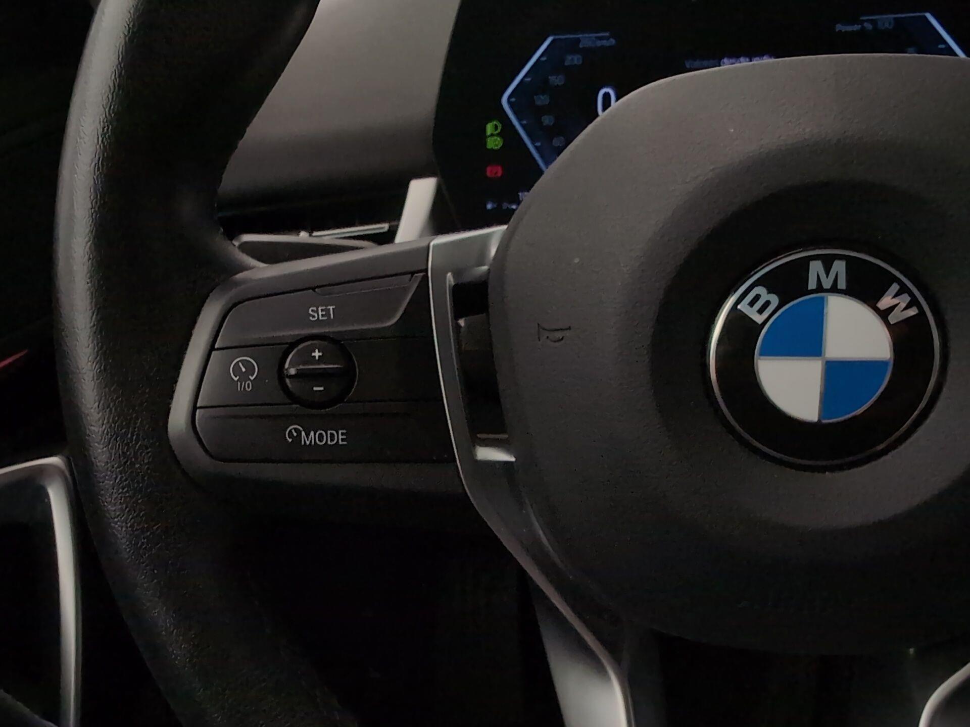 BMW X1 sDrive18d color Blanco. Año 2022. 110KW(150CV). Diésel. En concesionario Automotor Premium Fuengirola - Málaga de Málaga