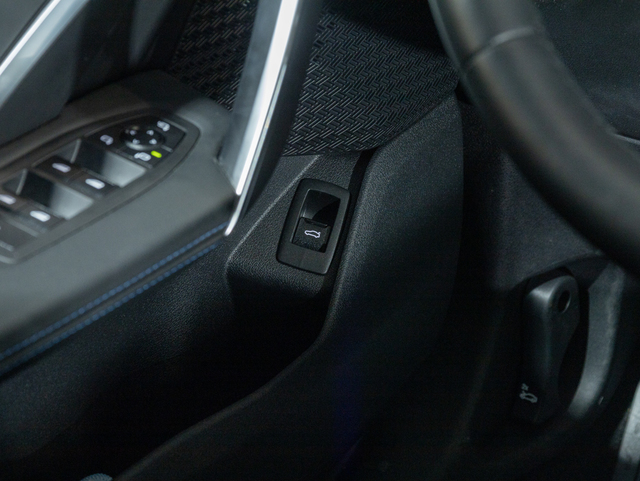 BMW iX1 eDrive20 color Blanco. Año 2025. 150KW(204CV). Eléctrico. En concesionario Oliva Motor Girona de Girona