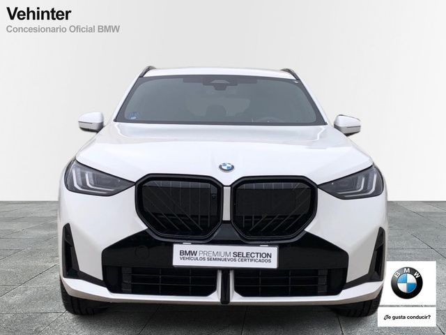 BMW X3 xDrive30e color Blanco. Año 2025. 220KW(299CV). Híbrido Electro/Gasolina. En concesionario Vehinter Getafe de Madrid