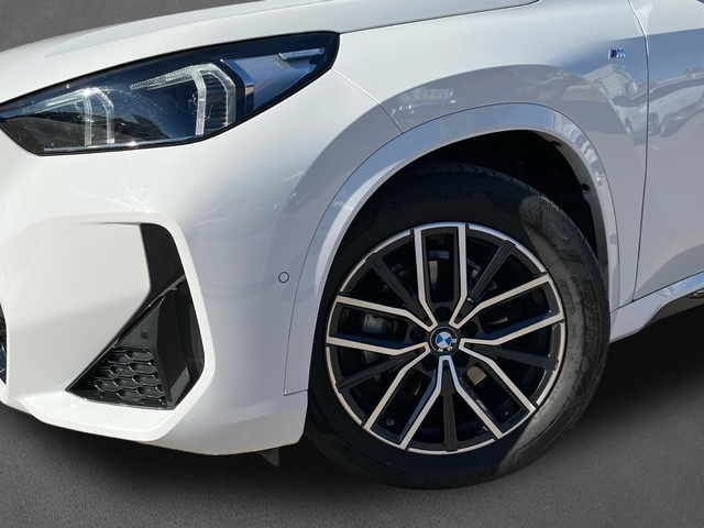 BMW X1 sDrive18d color Blanco. Año 2025. 110KW(150CV). Diésel. En concesionario CARTAGENA PREMIUM S.L. de Murcia