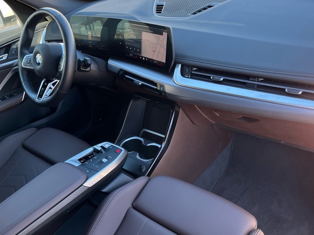 BMW X1 sDrive18d color Blanco. Año 2025. 110KW(150CV). Diésel. En concesionario CARTAGENA PREMIUM S.L. de Murcia