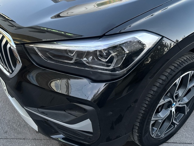 BMW X1 sDrive18d color Negro. Año 2022. 110KW(150CV). Diésel. En concesionario Pruna Motor, S.L de Barcelona