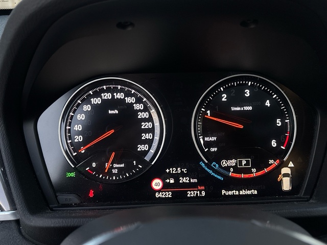 BMW X1 sDrive18d color Negro. Año 2022. 110KW(150CV). Diésel. En concesionario Pruna Motor, S.L de Barcelona