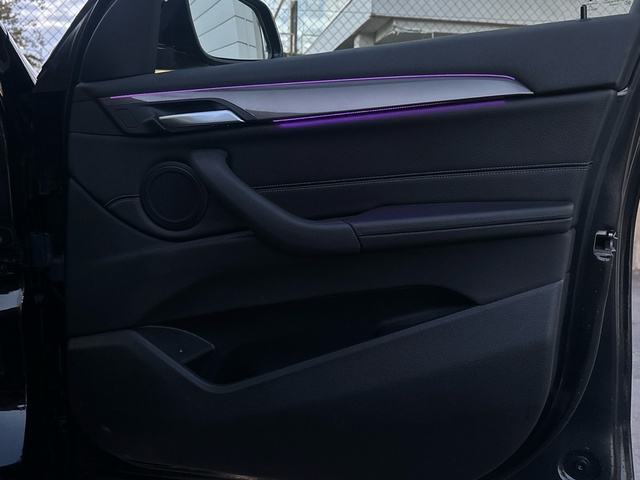 BMW X1 sDrive18d color Negro. Año 2022. 110KW(150CV). Diésel. En concesionario Pruna Motor, S.L de Barcelona